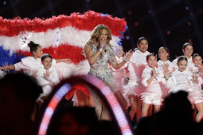 In Halftime Show, J. Lo Makes a Statement