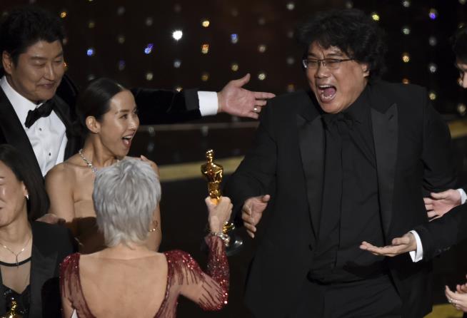 At the Oscars, Parasite Did What No Film Has Done