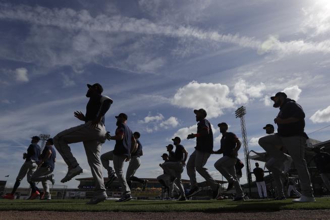 Fantasy Baseball Players Sue MLB Over Astros' Cheating