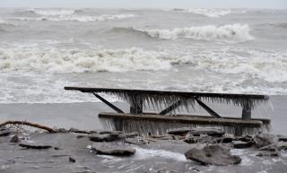 Storm Heads to Northeast as Big Waves Form on Great Lakes