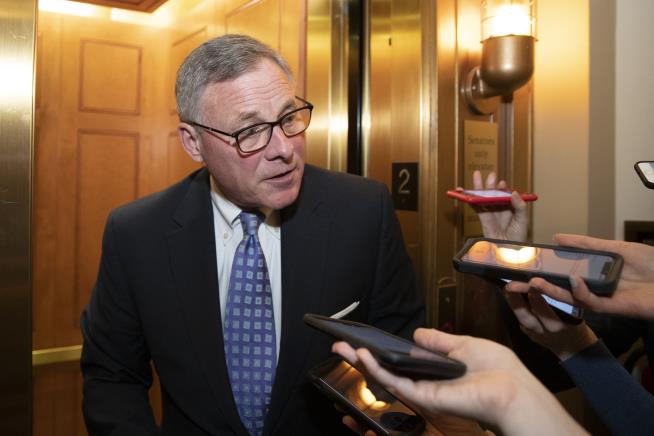 After Coronavirus Briefings, 2 Senators Dumped Stocks