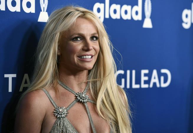 Britney Spears Claims She's World's Fastest Human