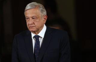 Mexico Rattled by President's Handshake