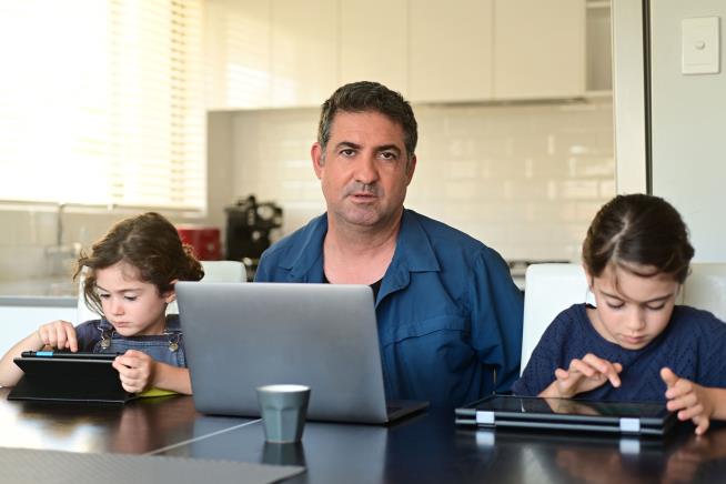 45% of Dads Say They Handle Homeschooling. Moms Disagree