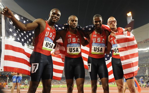 US Finishes Strong, Sweeps 1600 Relays