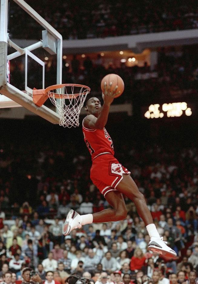 Post-Injury Air Jordans Could Bring Another $500K