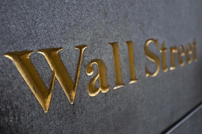 Change in Banking Rule Gives Boost to Wall Street