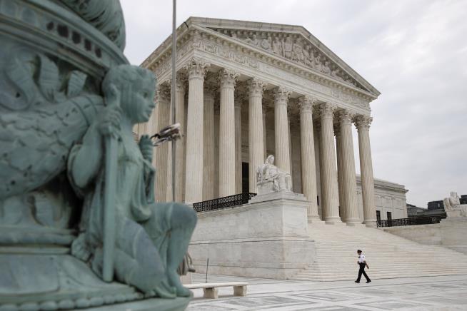 Supreme Court Rules Against 'Faithless Electors'