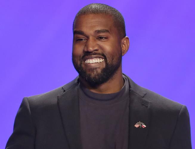 Kanye: 'I Am Taking the Red Hat Off'