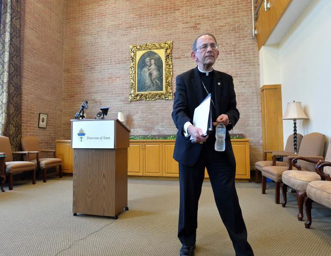 One of Biggest 'Winners' of Federal Virus Aid: Catholic Church