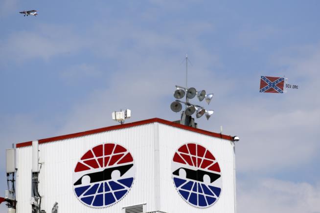 Confederate Flag Greets NASCAR Fans