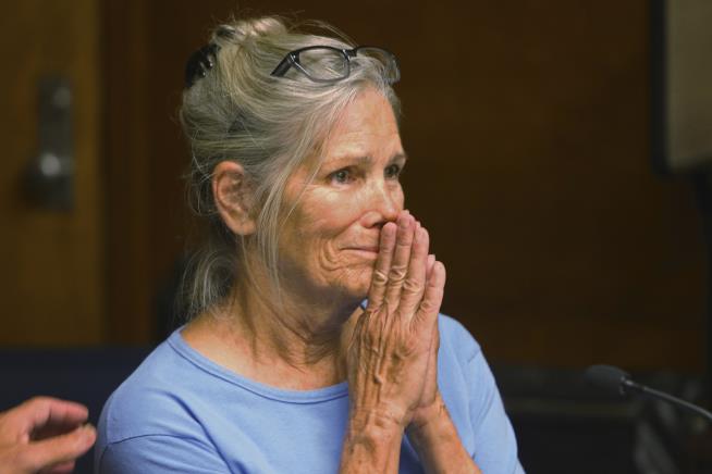 Parole Recommended for Youngest Manson Follower