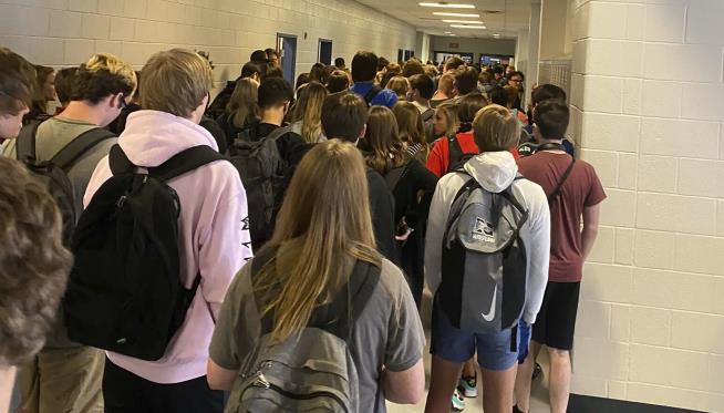 Students Who Shared Photos of Crowded Halls Suspended