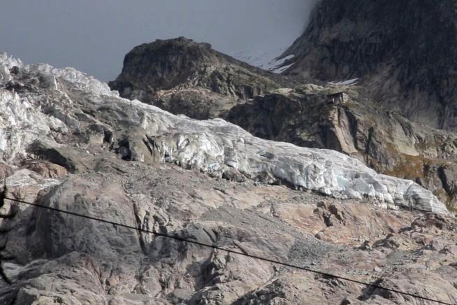 With Glacier Collapse Looming, an 'Urgent' Evacuation