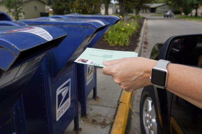 House Votes to Drop $25B on USPS