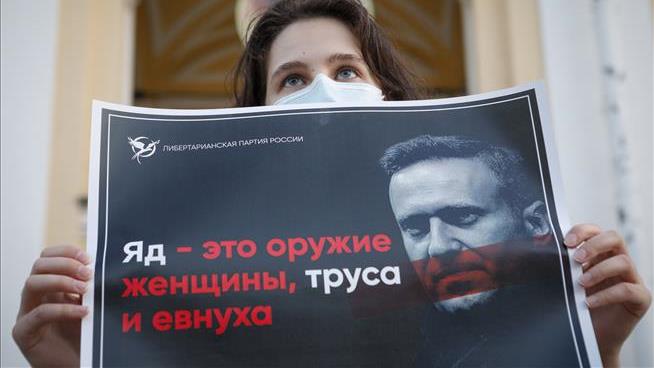 Germany Identifies What Navalny Was Poisoned With