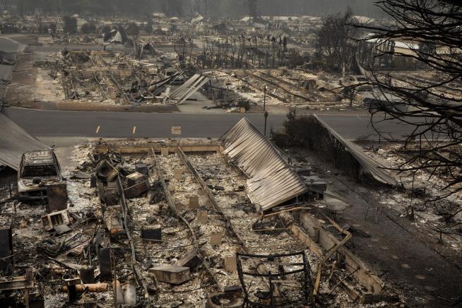 As Oregon Prepares for Mass Fatalities, Trump Stays Silent