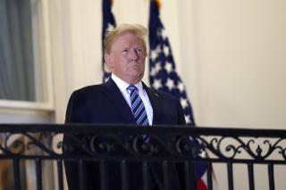 Trump Contradicts CDC, Claims He's Not Contagious