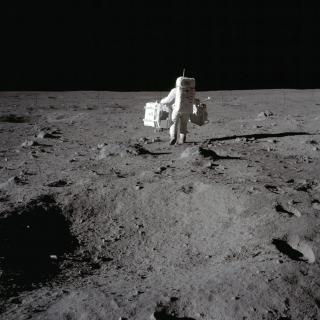 New NASA Rules: No Fighting, Littering on the Moon