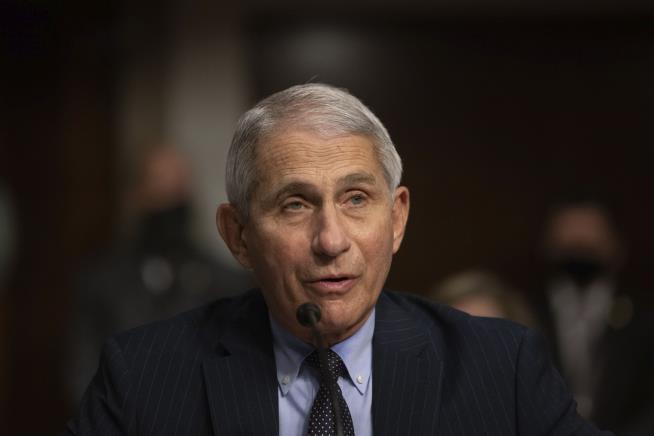 As US Cases Hit Record High, Fauci Talks Mask Mandate