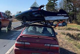 Cops: This Is How Not to Transport a Snowmobile