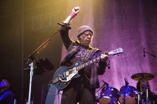 Neil Young Drops Copyright Suit Against Trump