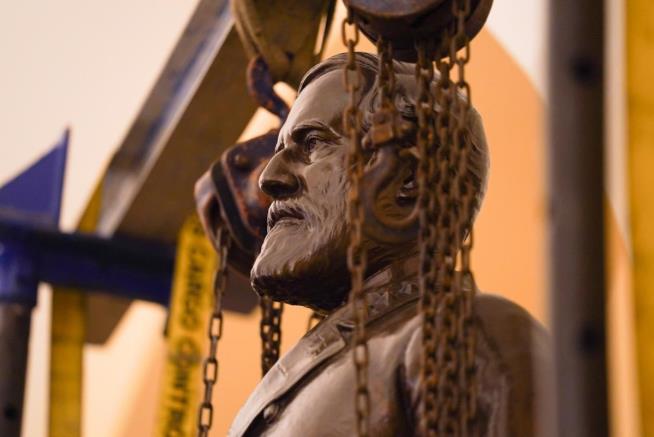Virginia Switches Out Capitol Statue of Robert E. Lee