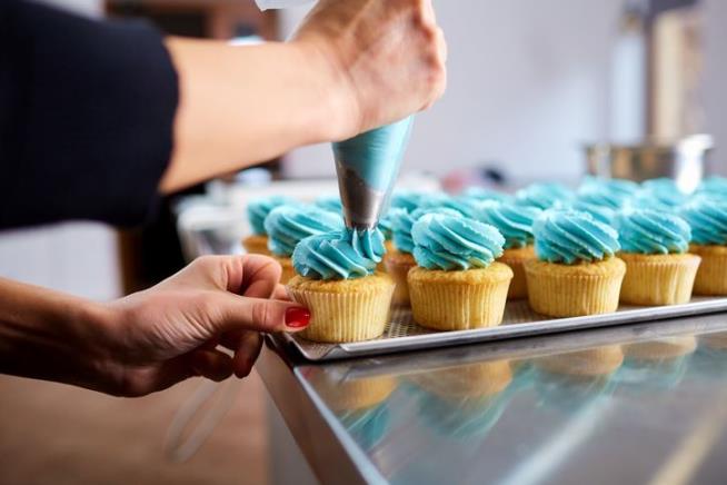 Racy Cupcakes Get Pastry Chef Arrested