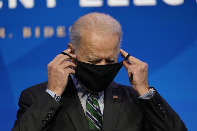 Biden Might Revive Plan to Send Masks to All Americans
