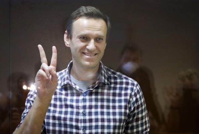 Alexei Navalny Hears His Fate on Appeal