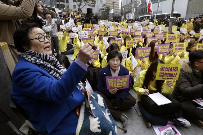 Harvard Academic Claims 'Comfort Women' Chose to Be Sex Workers