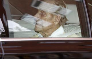 Prince Philip Heads Home After 4-Week Hospital Stay