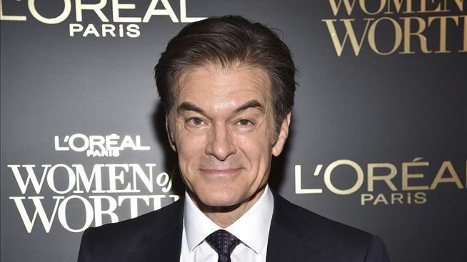 Jeopardy! Fans in a Tizzy Over Dr. Oz's Stint as Guest Host