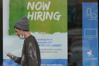 Jobless Claims Fall to a Pandemic-Era Low