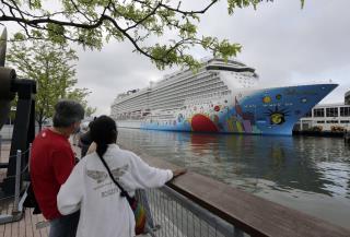Cruise Line Puts Pressure on CDC to Drop No-Sail Order