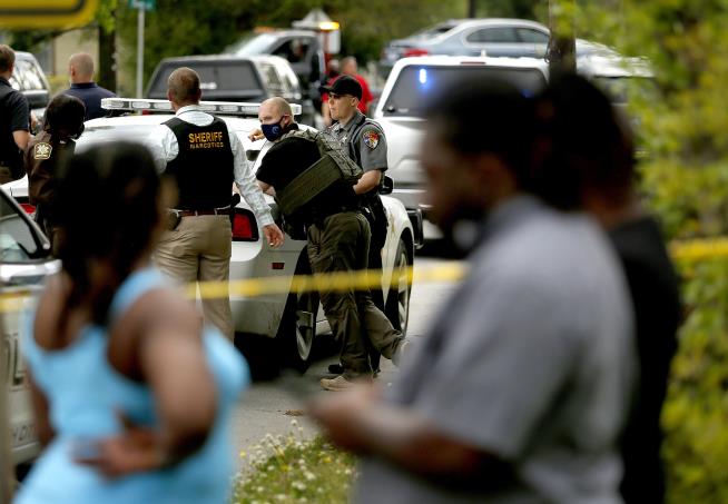 Deputies Serve Warrant on Black Man, End Up Killing Him