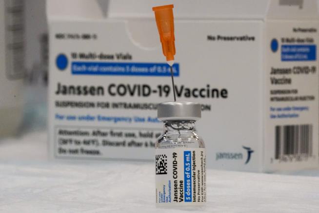 Some States Resume Use of J&J Vaccine