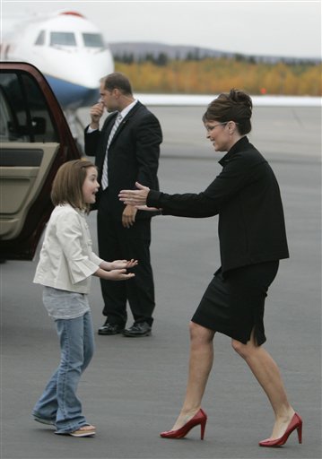 Palin's Posture Reveals Her Self-Doubt: Expert