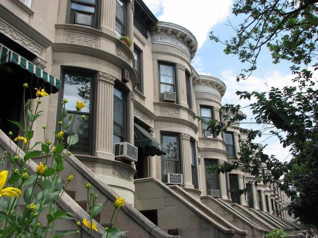NYC Mayoral Candidates Wildly Underestimate Local Home Prices