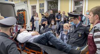 Belarus Activist Hospitalized After Stabbing Himself in Court