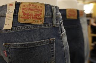 1 in 4 of Us Need a New Jeans Size