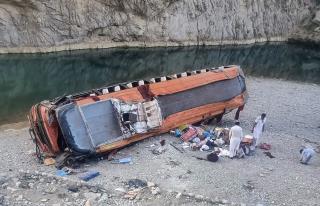 20 Dead as Bus Carrying Pilgrims Overturns