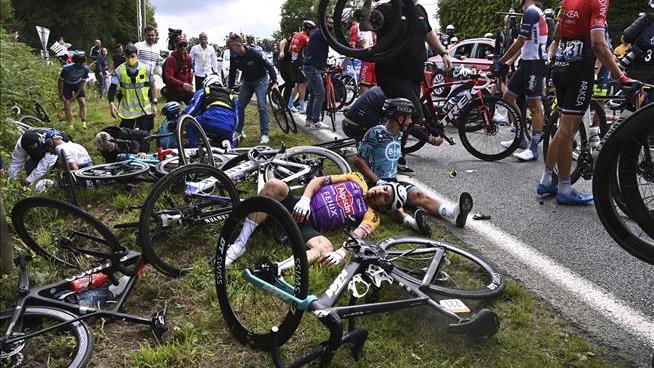 Woman Suspected of Messing With Tour de France Arrested