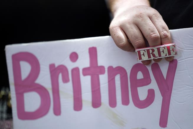 Britney Spears' Father Wants Her Claims Investigated
