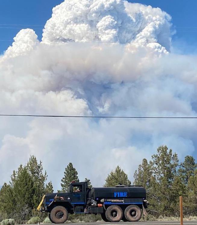 Winds Whip Oregon Wildfire Bigger Than New York City