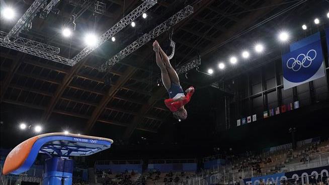 Simone Biles Pulls Out of Team Finals After Vault Trouble