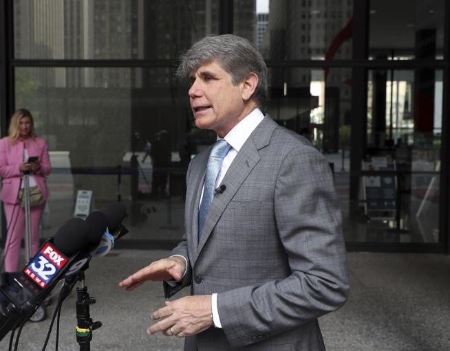 Felon Rod Blagojevich Sues for Right to Seek Office