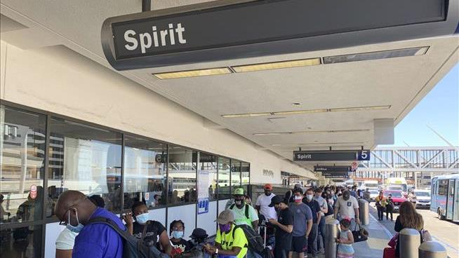 Spirit Airlines Battered by Day 4 of Big Problems