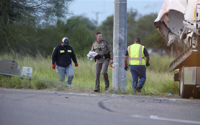 Horrific Texas Van Crash Kills at Least 10