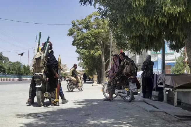Taliban Take Afghanistan's 2nd- and 3rd-Largest Cities